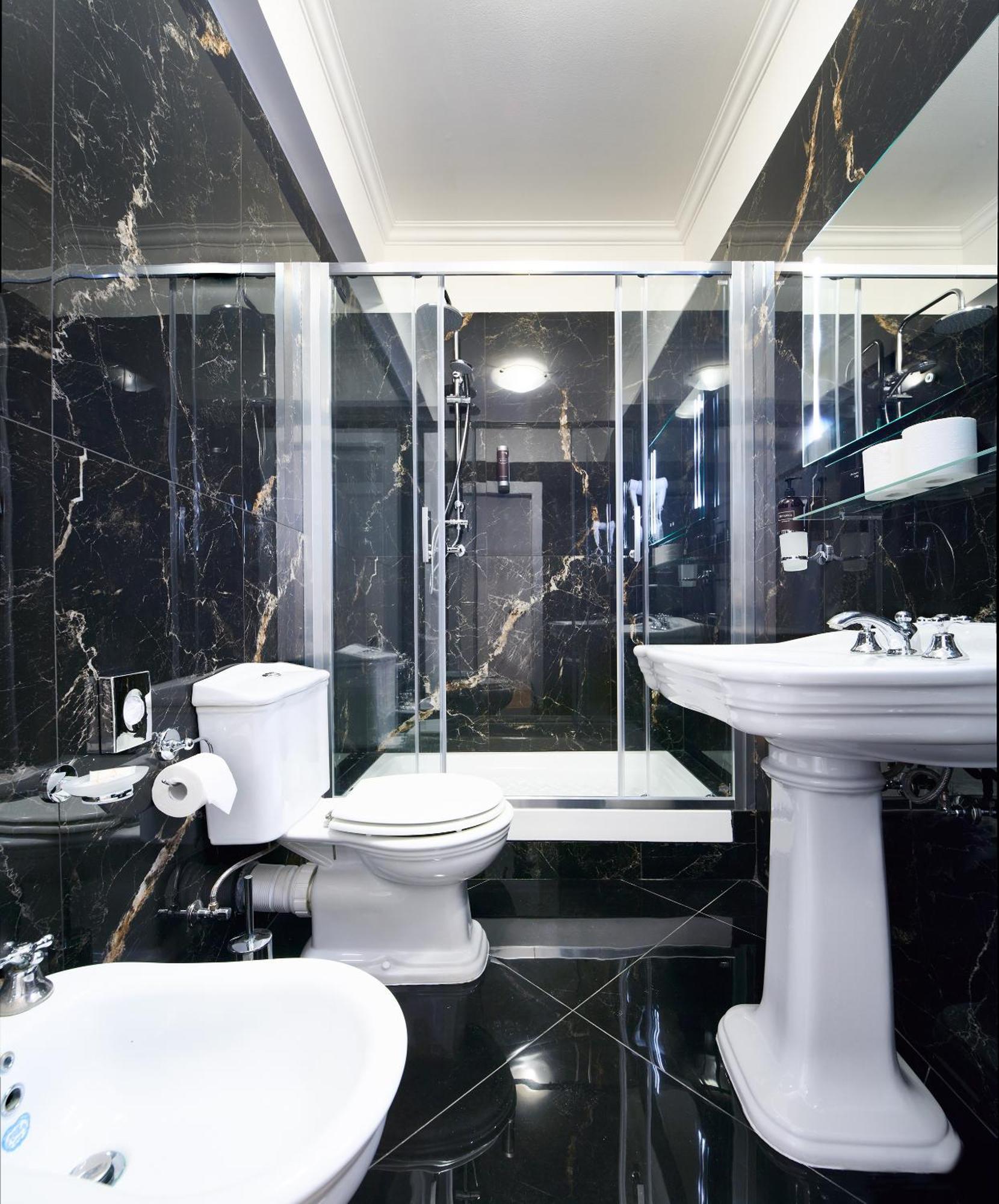 Bologna 4* Prague